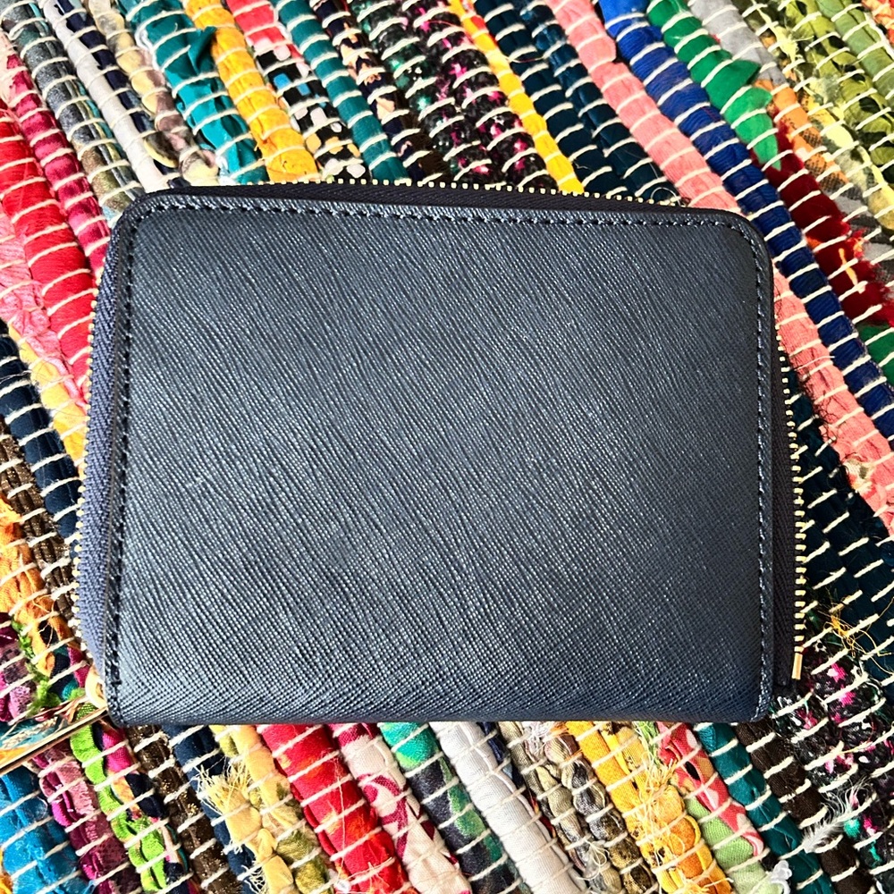 Michael Kors Navy Wallet - Picture 2 of 5